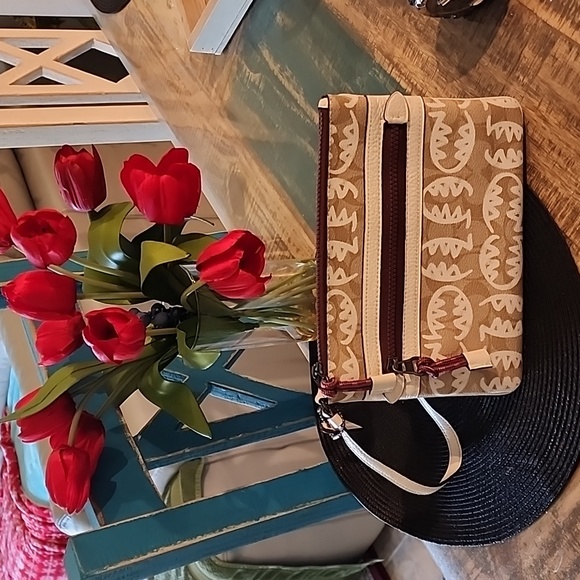 Coach Handbags - Coach Wristlet